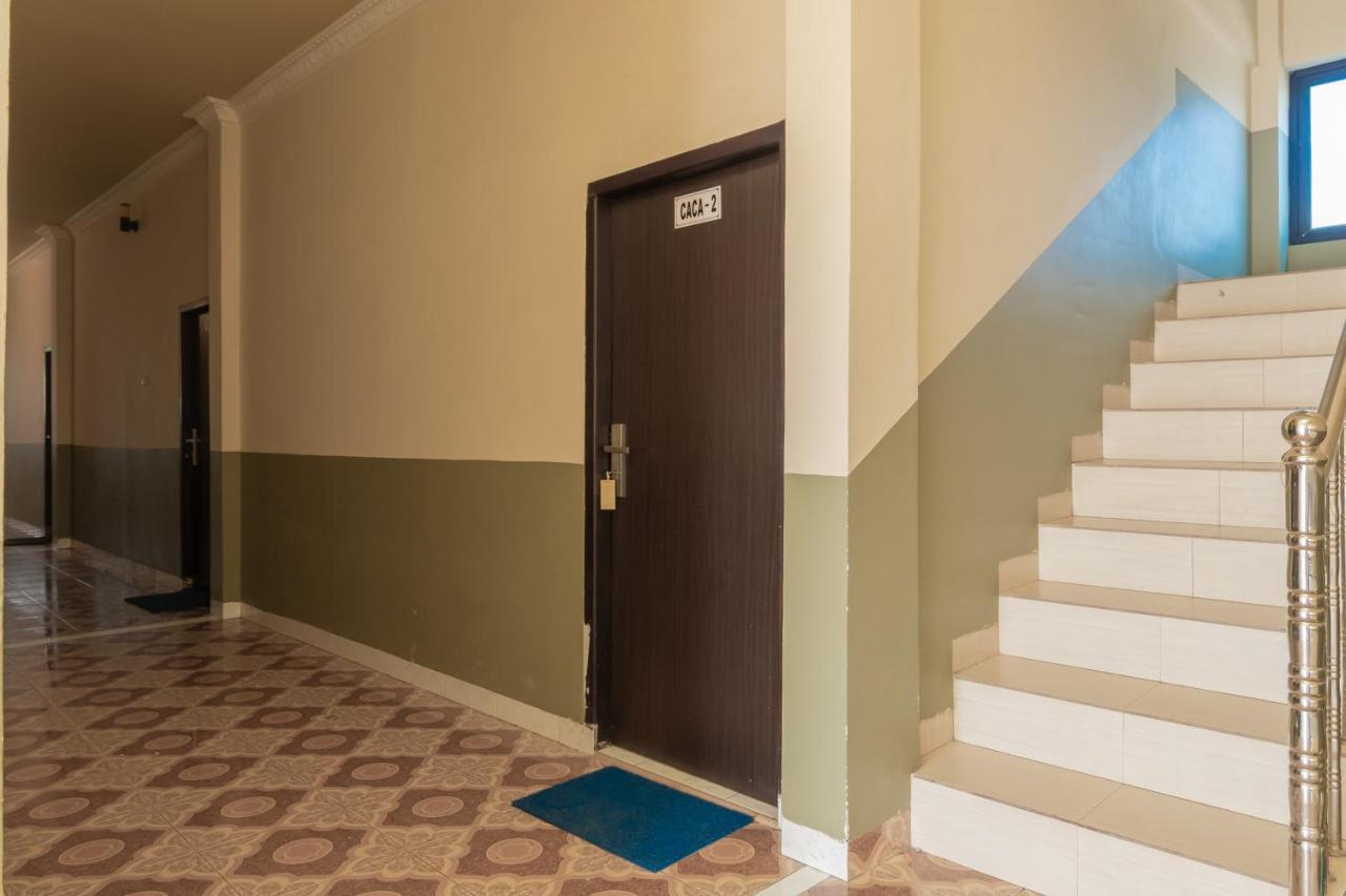 Urbanview Hotel Nugraha Palembang By Reddoorz Exterior foto